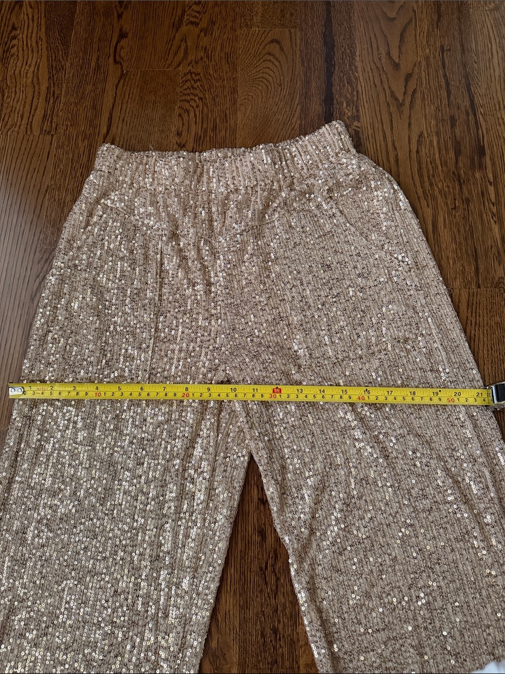 POL Sequin Jogger Pants in Champagne gold medium - Picture 9 of 12